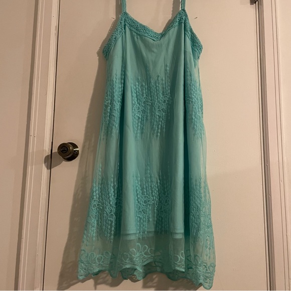 Womens Flowy Spaghetti Strap Dress - Picture 3 of 7